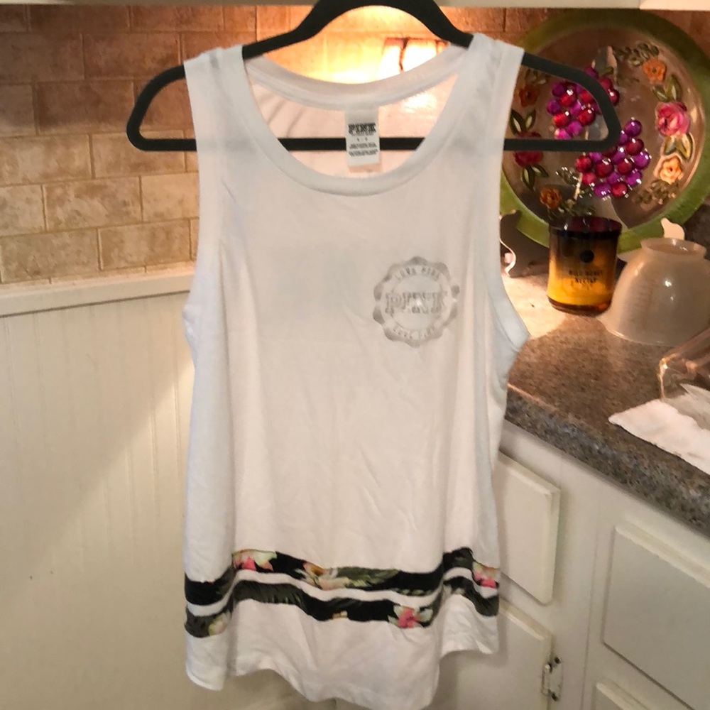 VS Pink white tank